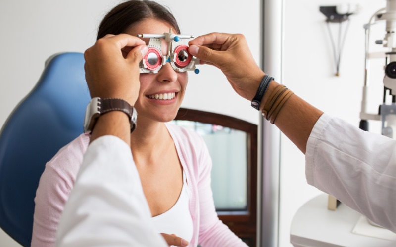 How to Combine Your Medical Trip with Tourism for Lower Lasik Istanbul Cost