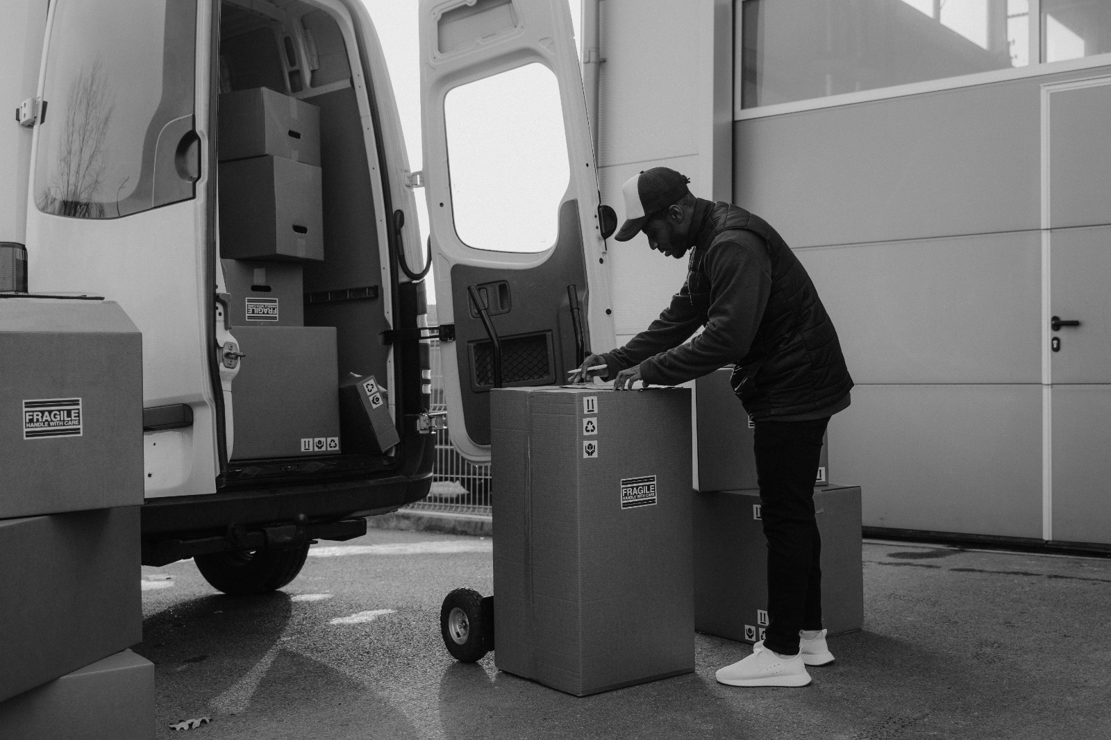 Flexible Man and Van Services for Busy Schedules