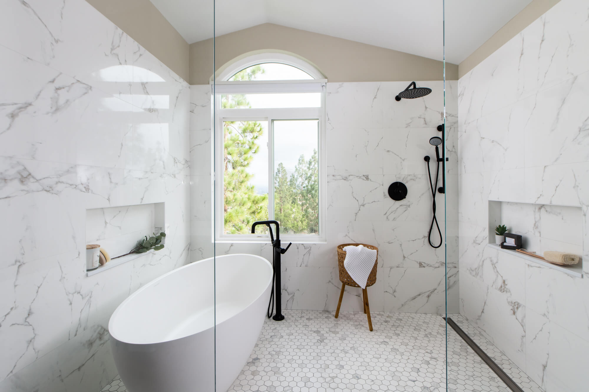 Trusted Bath Renovation Near Me with Quality Craftsmanship | Builders Squad Ltd